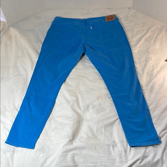 Levi’s 710 Stretch Light Blue Skinny Jeans - Picture 6 of 14